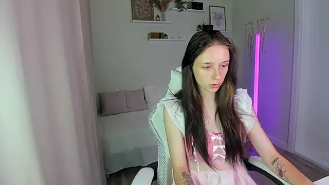 AnnaOddy online show from 26, 6, 2026