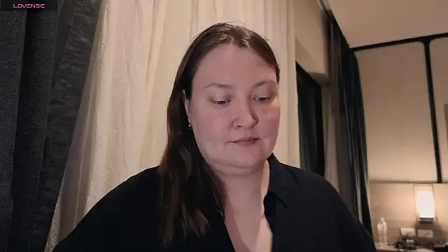Snapshot of elegant_pleasure chatting on 13, 4, 2026 elegant pleasure online show from 13, 4, 2026