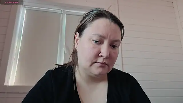 Snapshot of elegant_pleasure chatting on 3, 4, 2026 elegant pleasure online show from 3, 4, 2026