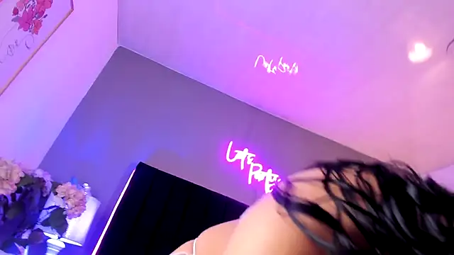 Anny babby online show from 21, 4, 2026
