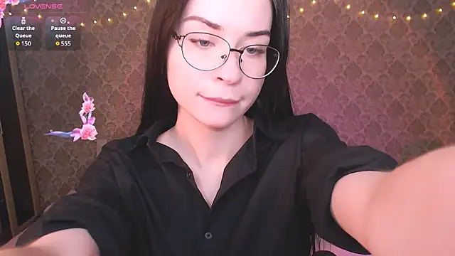 Snapshot of Tina_Charm chatting on 22, 5, 2026 Tina Charm online show from 22, 5, 2026
