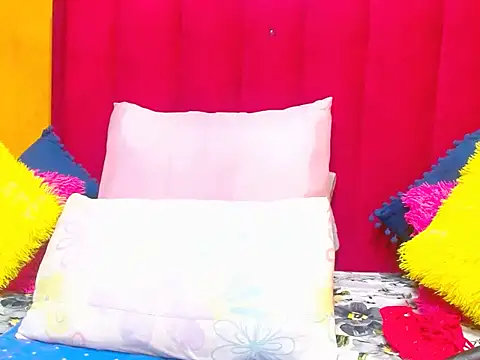 Cherrybootyofjoy86 online show from 19, 4, 2026