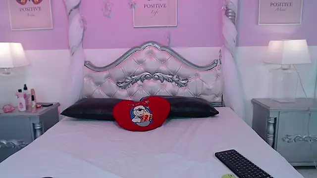 Snapshot of KimberlyBale chatting on 16, 5, 2026 KimberlyBale online show from 16, 5, 2026