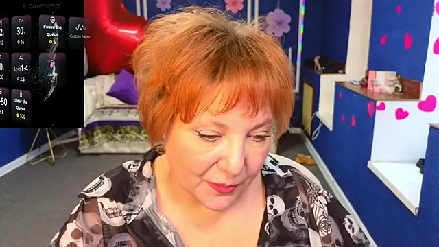 Kira Kingslee online show from 13, 4, 2026