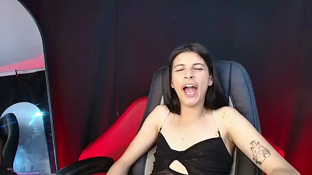 jazminswee online show from 14, 4, 2026