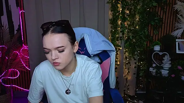 DoraMorgan online show from 5, 4, 2026