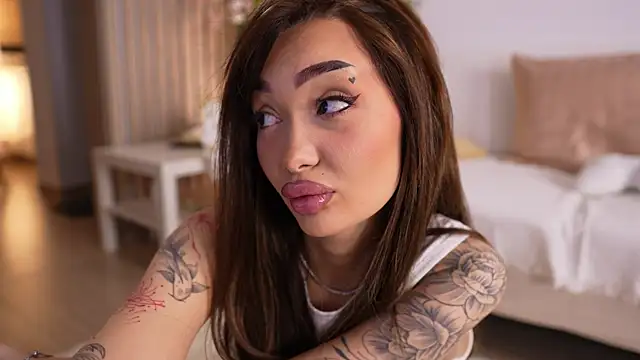 SashaFererra online show from 9, 4, 2026