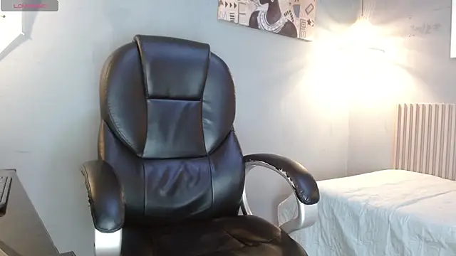 Snapshot of maxim_rod chatting on 25, 6, 2026 maxim rod online show from 25, 6, 2026