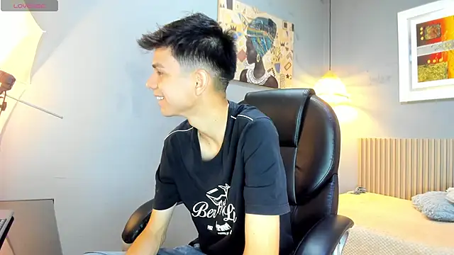 Snapshot of maxim_rod chatting on 4, 6, 2026 maxim rod online show from 4, 6, 2026