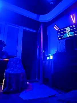 DomMONIKA online show from 7, 4, 2026