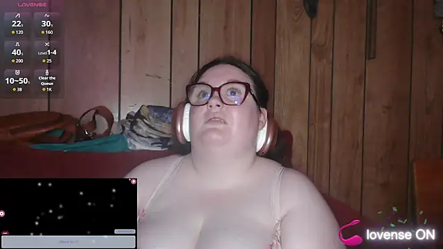 chubbydevil22 online show from 14, 4, 2026