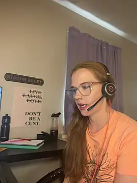 RoxyRedXO12 online show from 31, 3, 2026