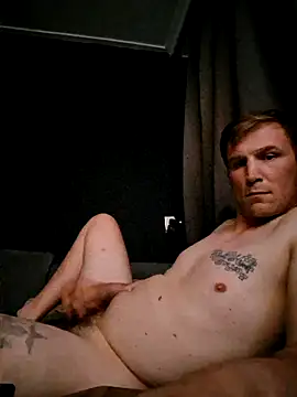 Snapshot of rokosz chatting on 13, 6, 2026 rokosz online show from 13, 6, 2026