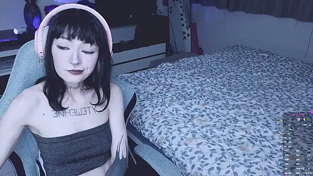 Snapshot of H3xD0ll chatting on 27, 6, 2026 H3xD0ll online show from 27, 6, 2026