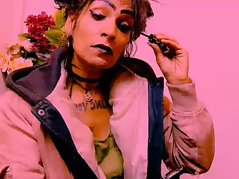 Alanadelray21 online show from 6, 7, 2026