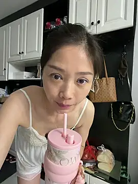 yuanpu0925 online show from 8, 4, 2026