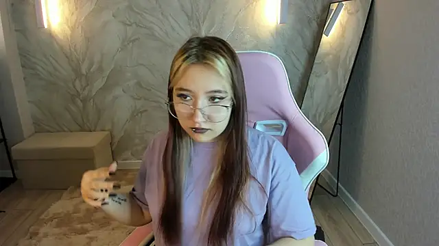 Luna Host online show from 18, 4, 2026