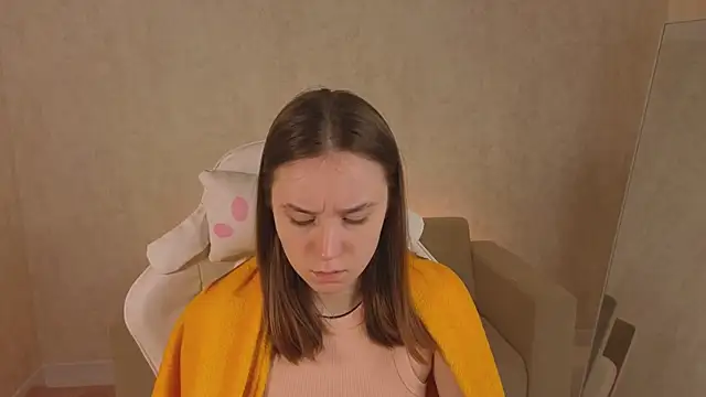 SweetieBlush online show from 13, 4, 2026