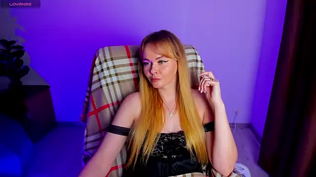 Kirasweetlove online show from 24, 4, 2026