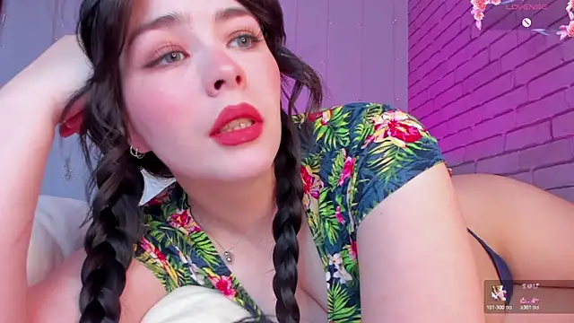 Snapshot of NatalForsy chatting on 15, 5, 2026 NatalForsy online show from 15, 5, 2026