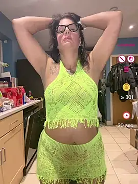 Snapshot of IvyBelleMilf chatting on 1, 6, 2026 IvyBelleMilf online show from 1, 6, 2026