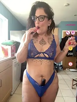 IvyBelleMilf online show from 23, 4, 2026