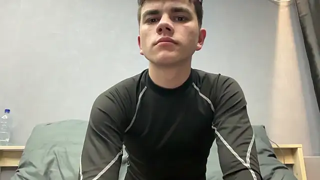 MaxWoolf online show from 6, 4, 2026