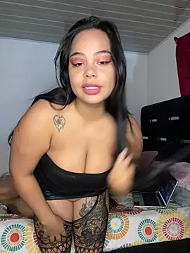 lunaa love online show from 21, 4, 2026