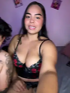 lunaa love online show from 14, 4, 2026