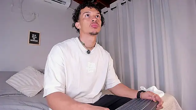 dominik drake online show from 10, 4, 2026