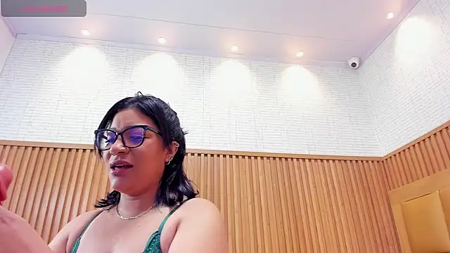 NIKYRIOS online show from 20, 5, 2026