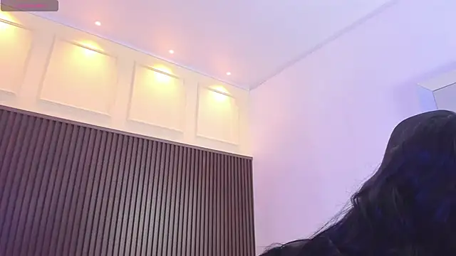 Snapshot of MILLYEVANS1 chatting on 29, 4, 2026 MILLYEVANS1 online show from 29, 4, 2026