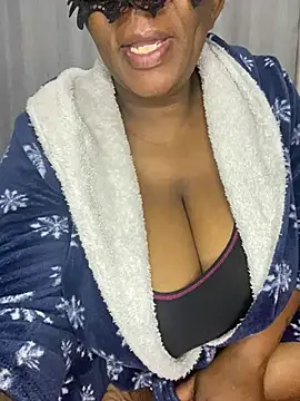 BoobsQueeen online show from 26, 5, 2026