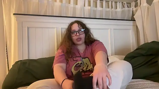 Seraphinawild online show from 24, 4, 2026