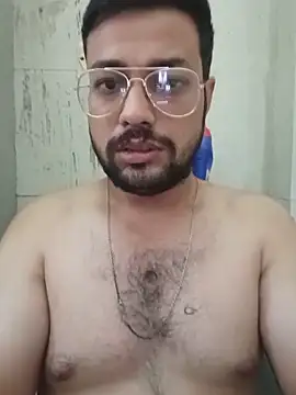 Snapshot of herochoclateboy chatting on 24, 5, 2026 herochoclateboy online show from 24, 5, 2026