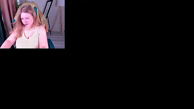 Snapshot of CleoXotie chatting on 4, 6, 2026 CleoXotie online show from 4, 6, 2026