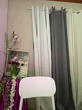  Flirtyprincess  online show from 9, 4, 2026