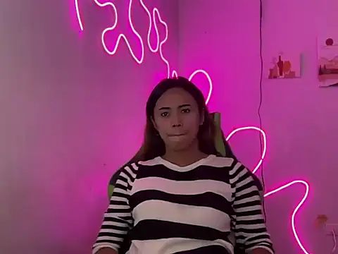  Flirtyprincess  online show from 12, 5, 2026