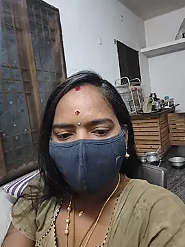 Snapshot of Tamil_Sangeetha chatting on 15, 5, 2026 Tamil Sangeetha online show from 15, 5, 2026
