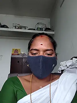 Snapshot of Tamil_Sangeetha chatting on 1, 5, 2026 Tamil Sangeetha online show from 1, 5, 2026