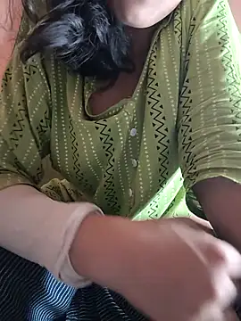 Curvy Sanaya online show from 1, 4, 2026