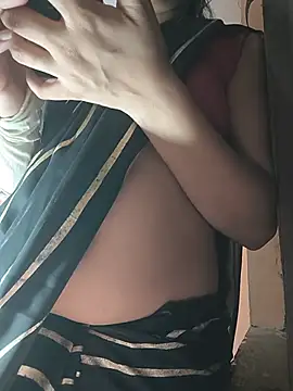 Curvy Sanaya online show from 15, 5, 2026