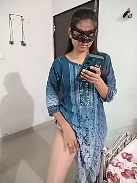 sexy couple liv online show from 3, 6, 2026