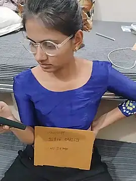 sexy couple liv online show from 10, 4, 2026