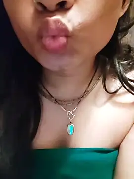 Snapshot of SweetTsAngel chatting on 8, 4, 2026 SweetTsAngel online show from 8, 4, 2026