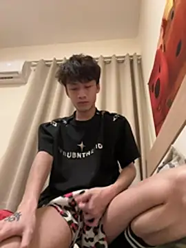sexyboy-3525 online show from 26, 6, 2026