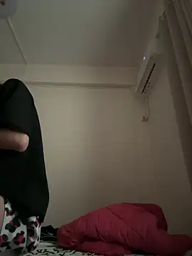 sexyboy-3525 online show from 3, 6, 2026