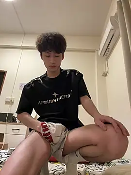 sexyboy-3525 online show from 15, 7, 2026