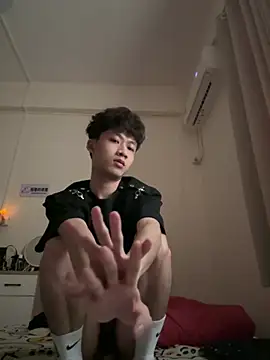 sexyboy-3525 online show from 4, 6, 2026
