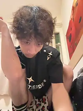 sexyboy-3525 online show from 25, 5, 2026